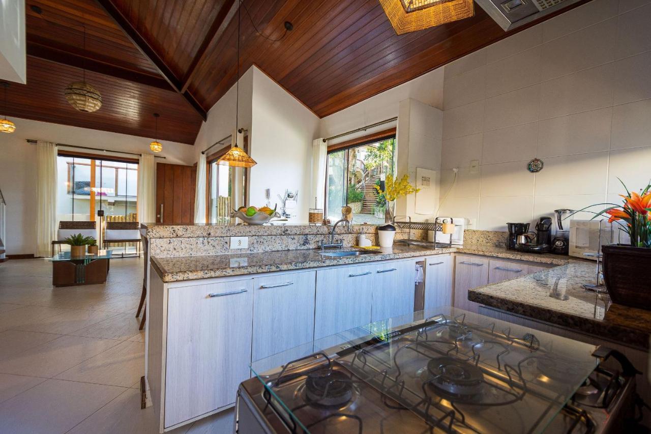 Casa Espetacular Entre Geriba E Ferradurinha - Wifi 200Mb - Piscina Do Codominio - 700 M Da Praia - Garagem - 4 Suites - Area Gourmet Privativa - Cozinha Equipada - Area Kids - Portaria 24H - Ar Condicionado Búzios Dış mekan fotoğraf